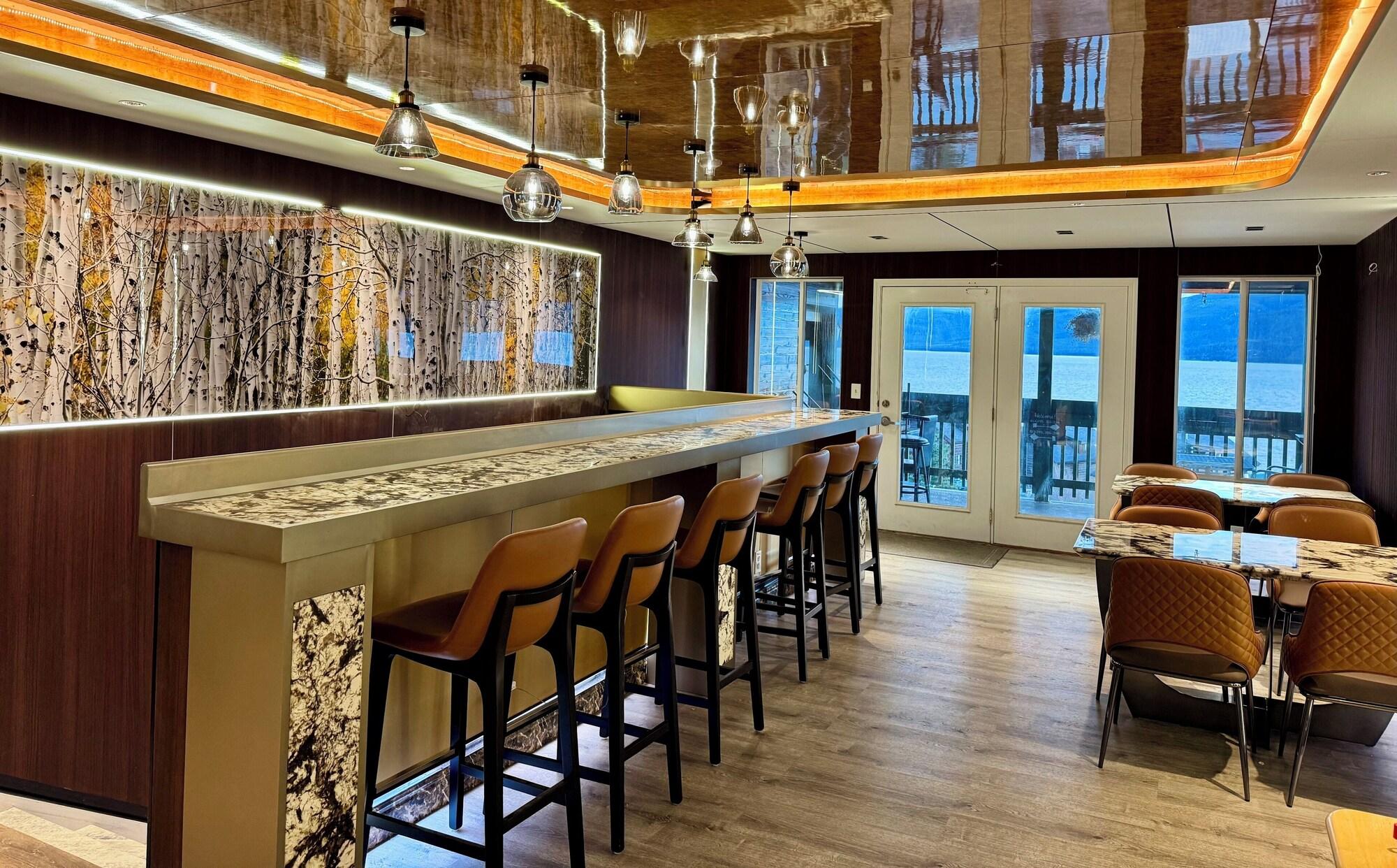Restaurant Lake View Suites