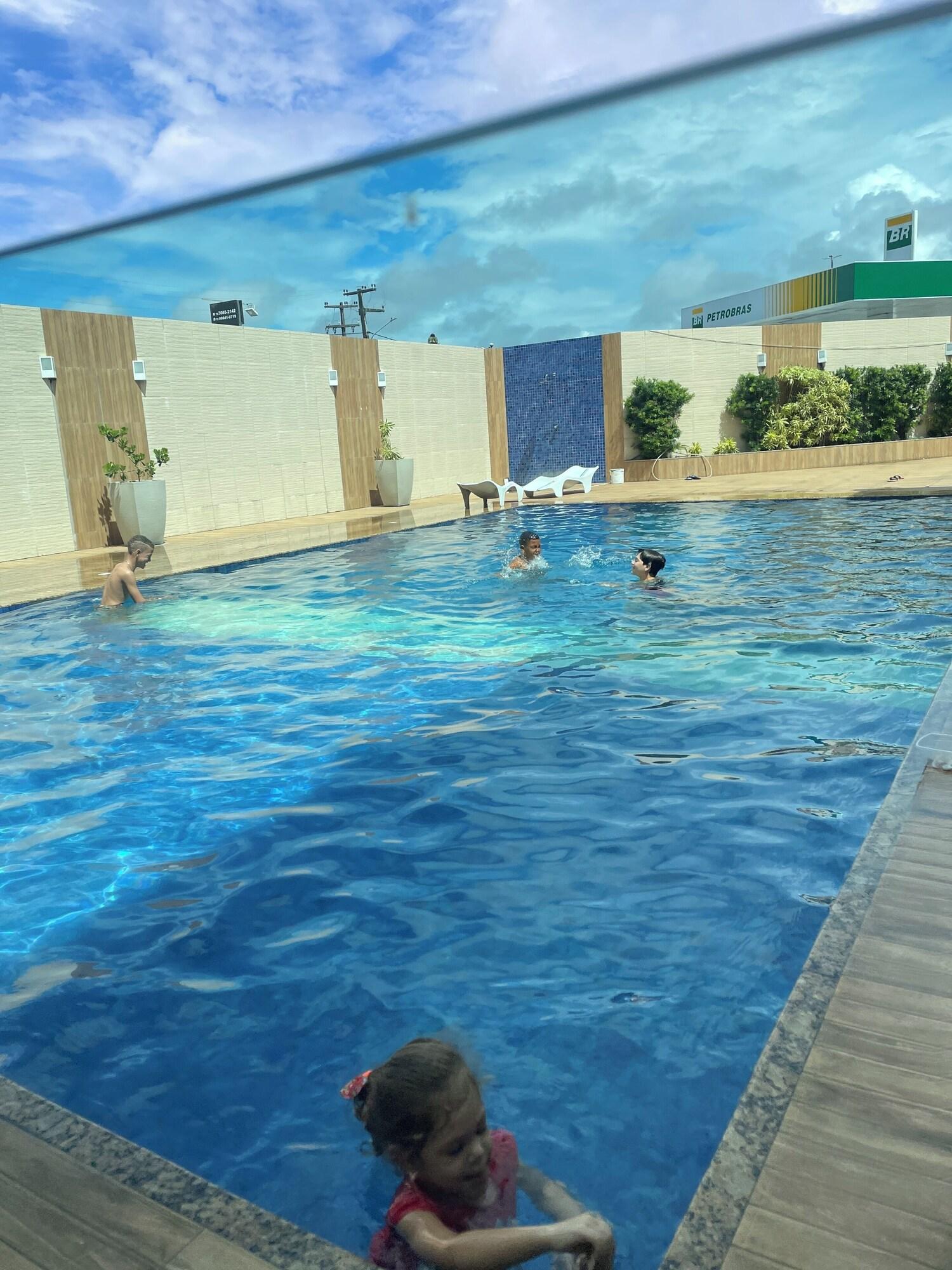 Vista Piscina Hotel Fenix