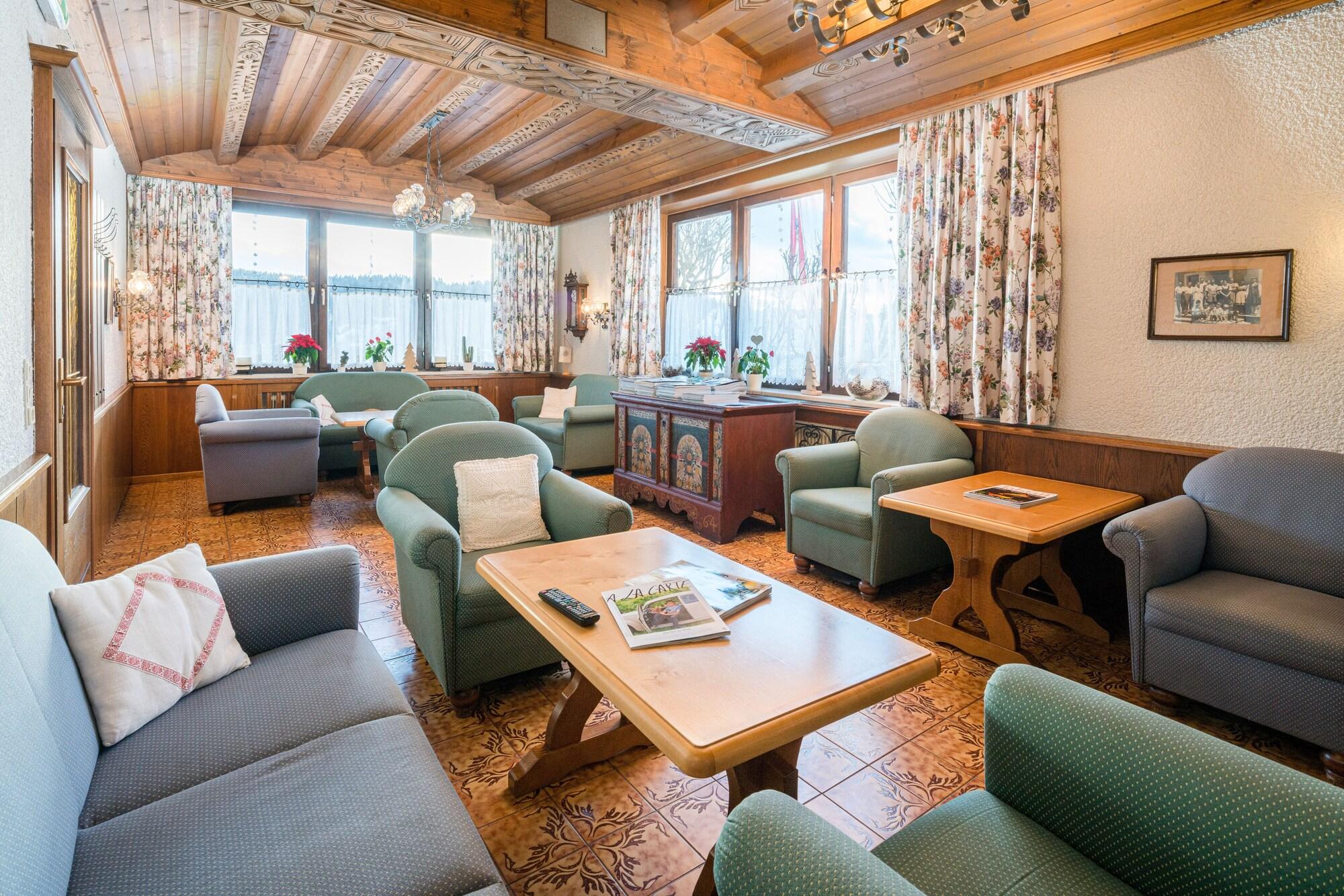 Vista Lobby Ferienhotel Knollhof