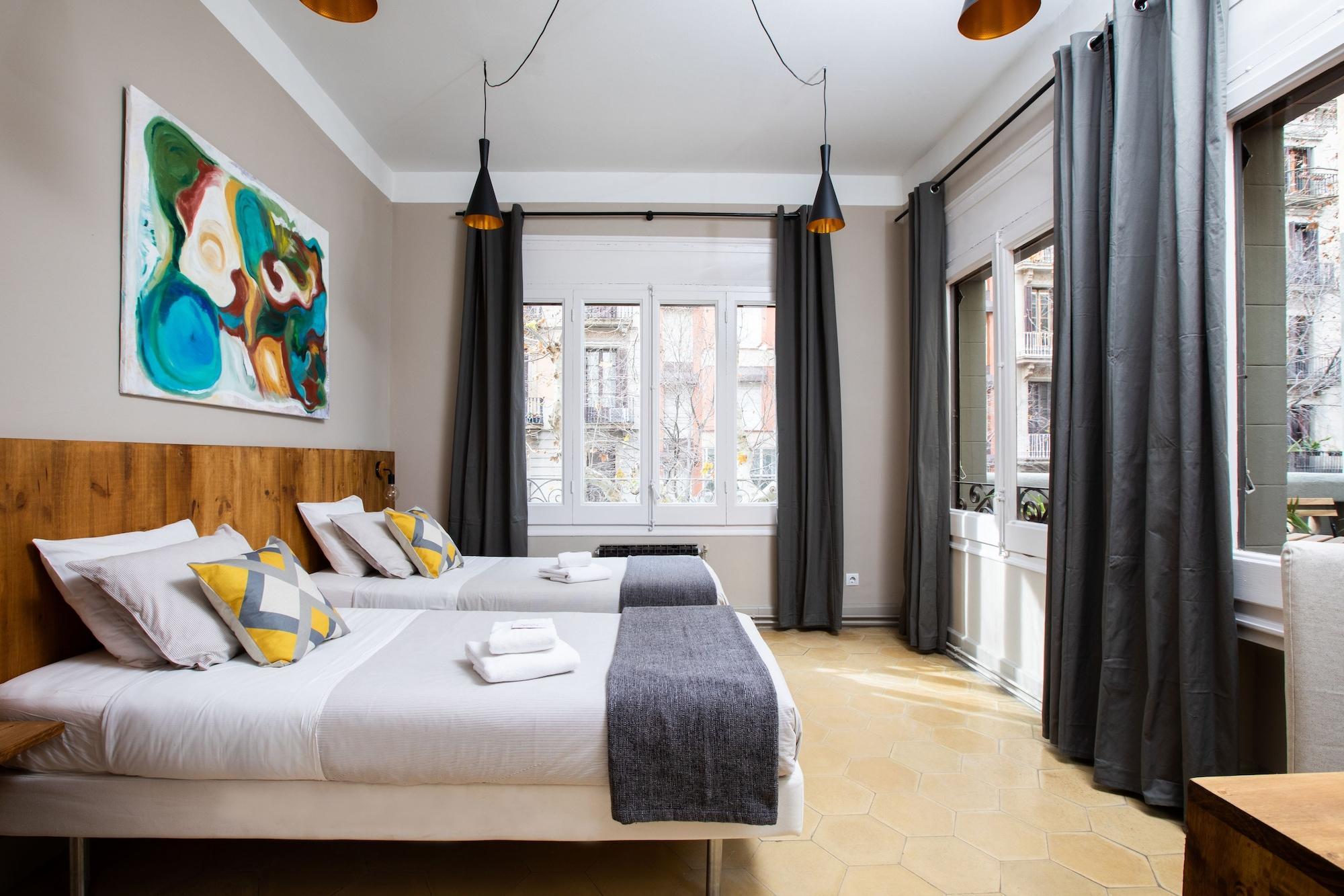 Varios Jardinets Guest House