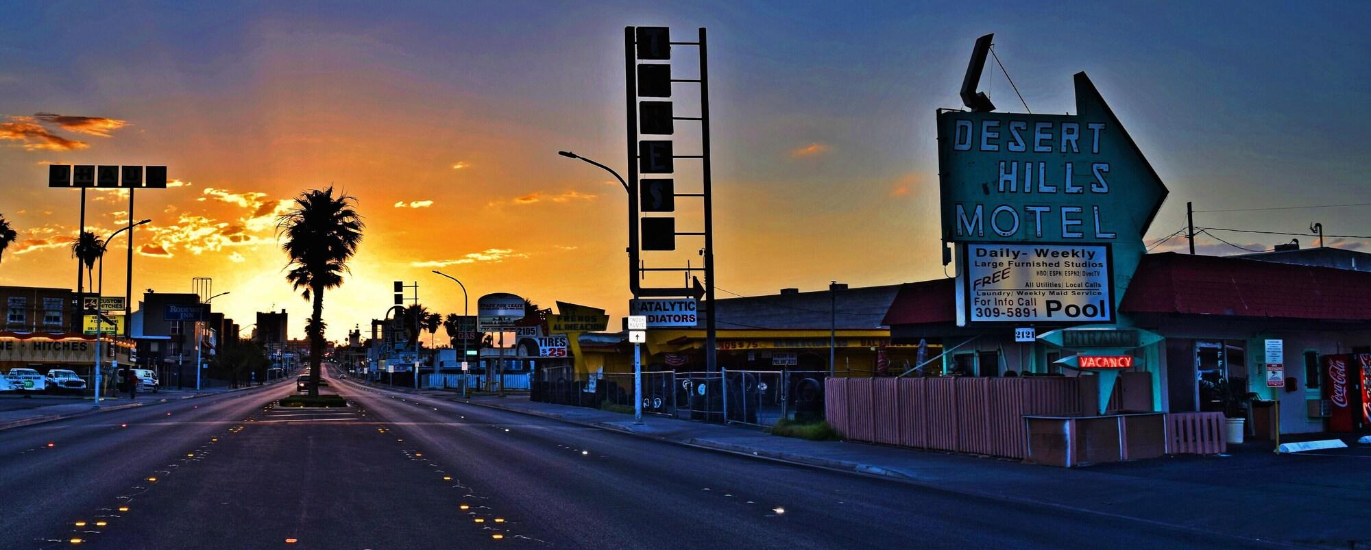 Varios DESERT HILLS MOTEL
