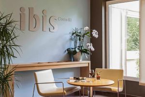 Alojamiento - ibis Barcelona Cornella