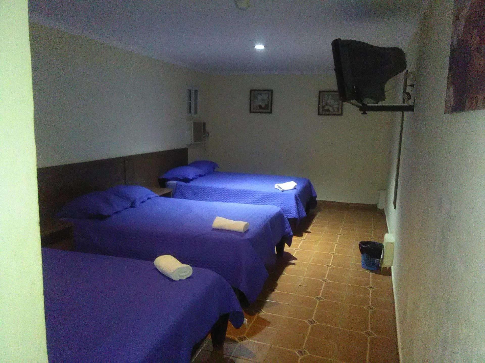 Habitación Express Inn Panama International Airport Hostel
