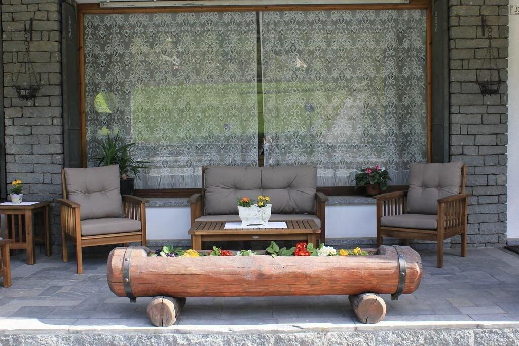 Bar/Salón Hotel Sarre