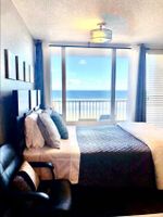 Alquiler Vacacional - Relaxing ocean front studio with AC, WiFi in pleasant Daytona Beach