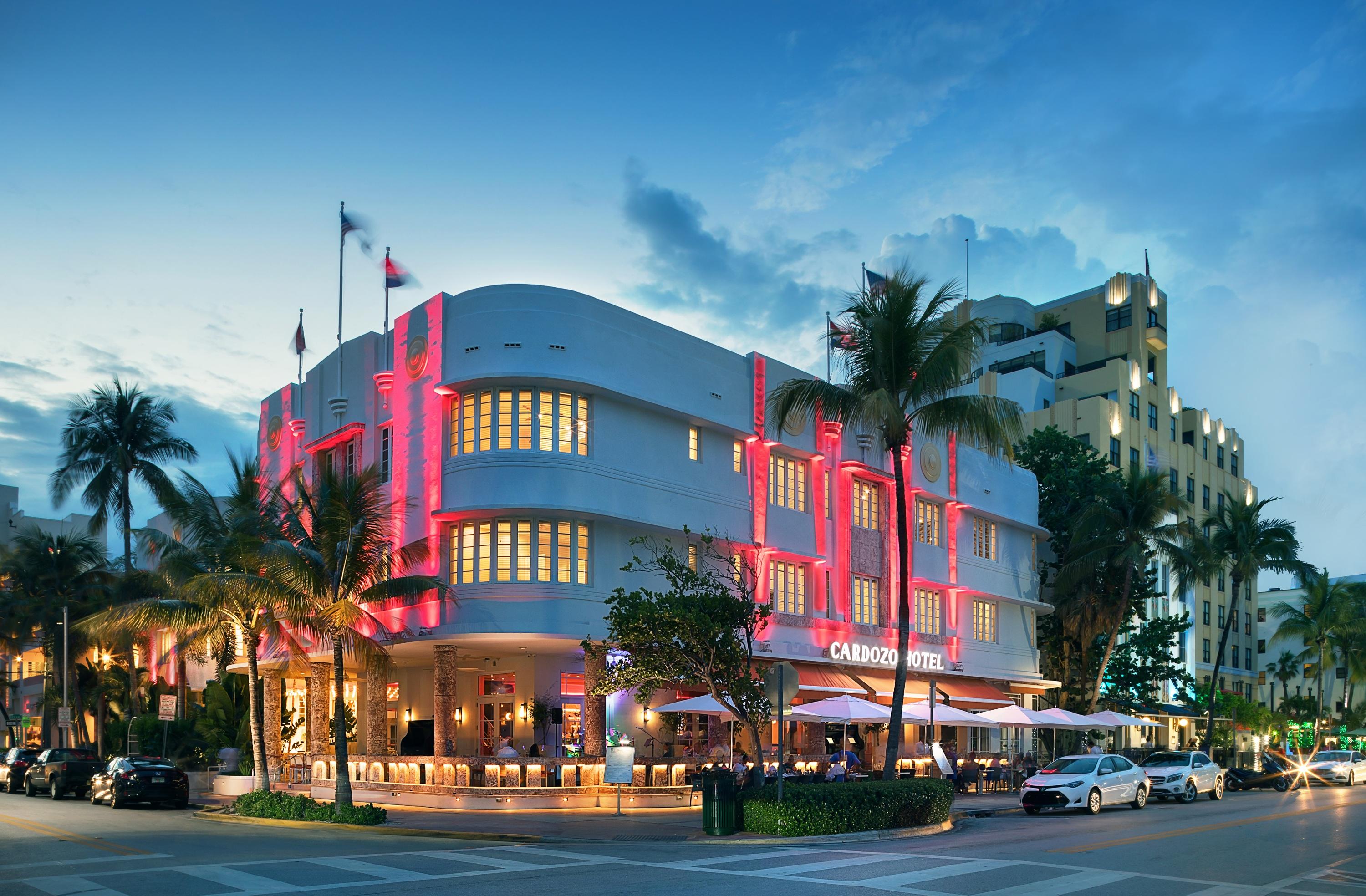 Vista Exterior Cardozo Hotel South Beach