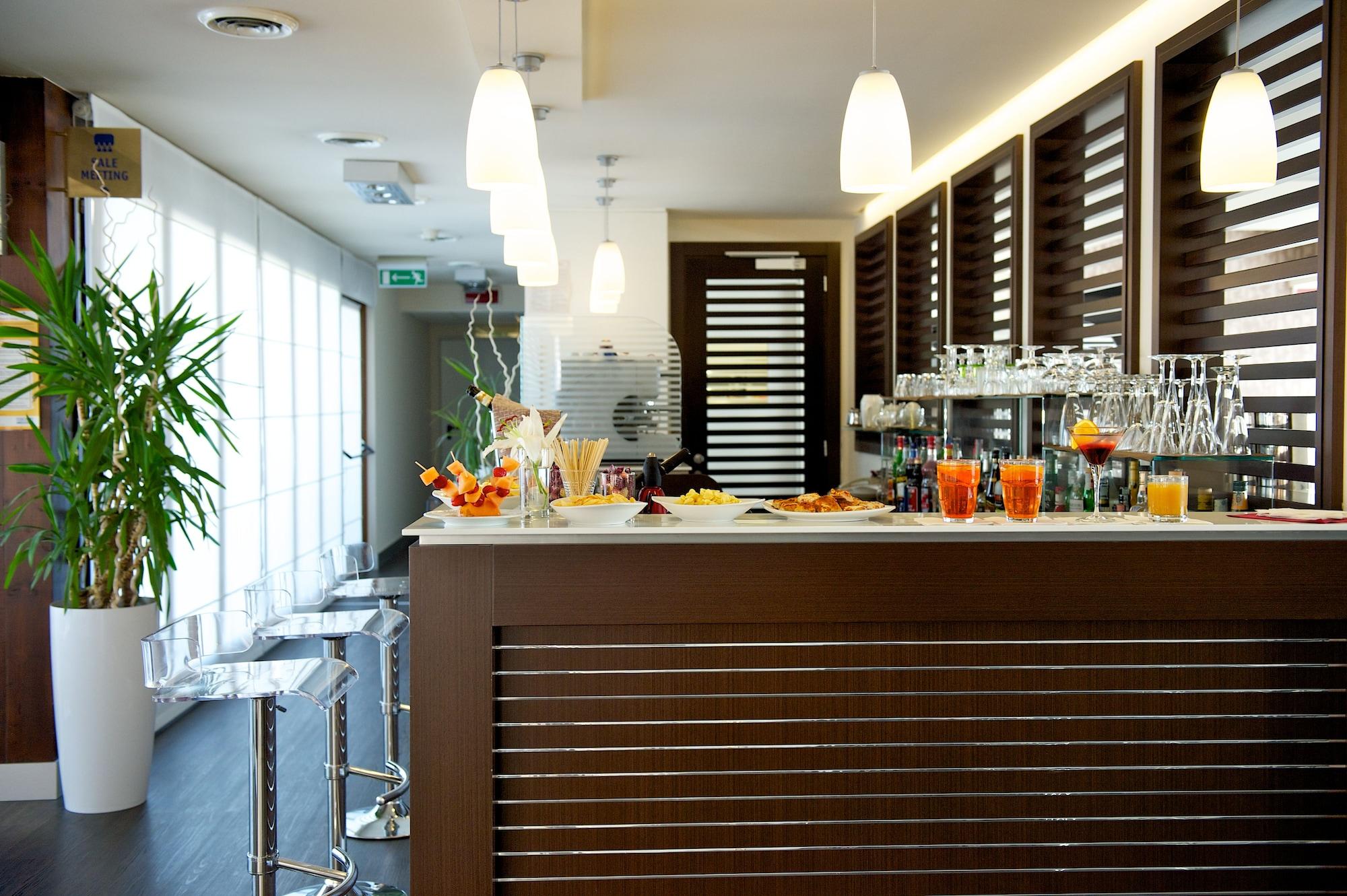 Bar/Salón Mercure Bergamo Aeroporto