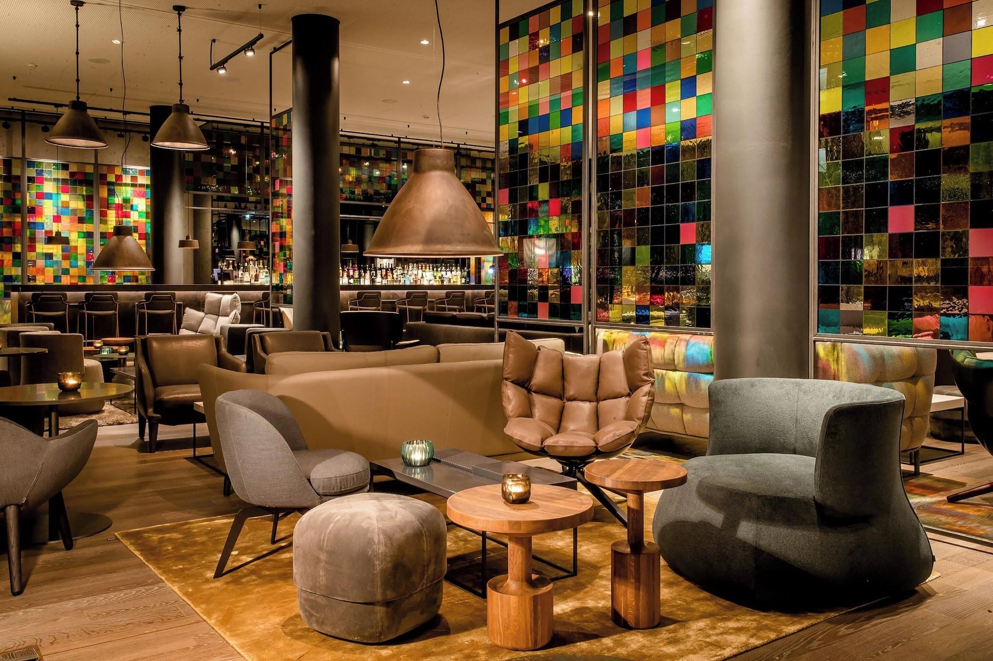 Bar/Salón Motel One Köln - Neumarkt