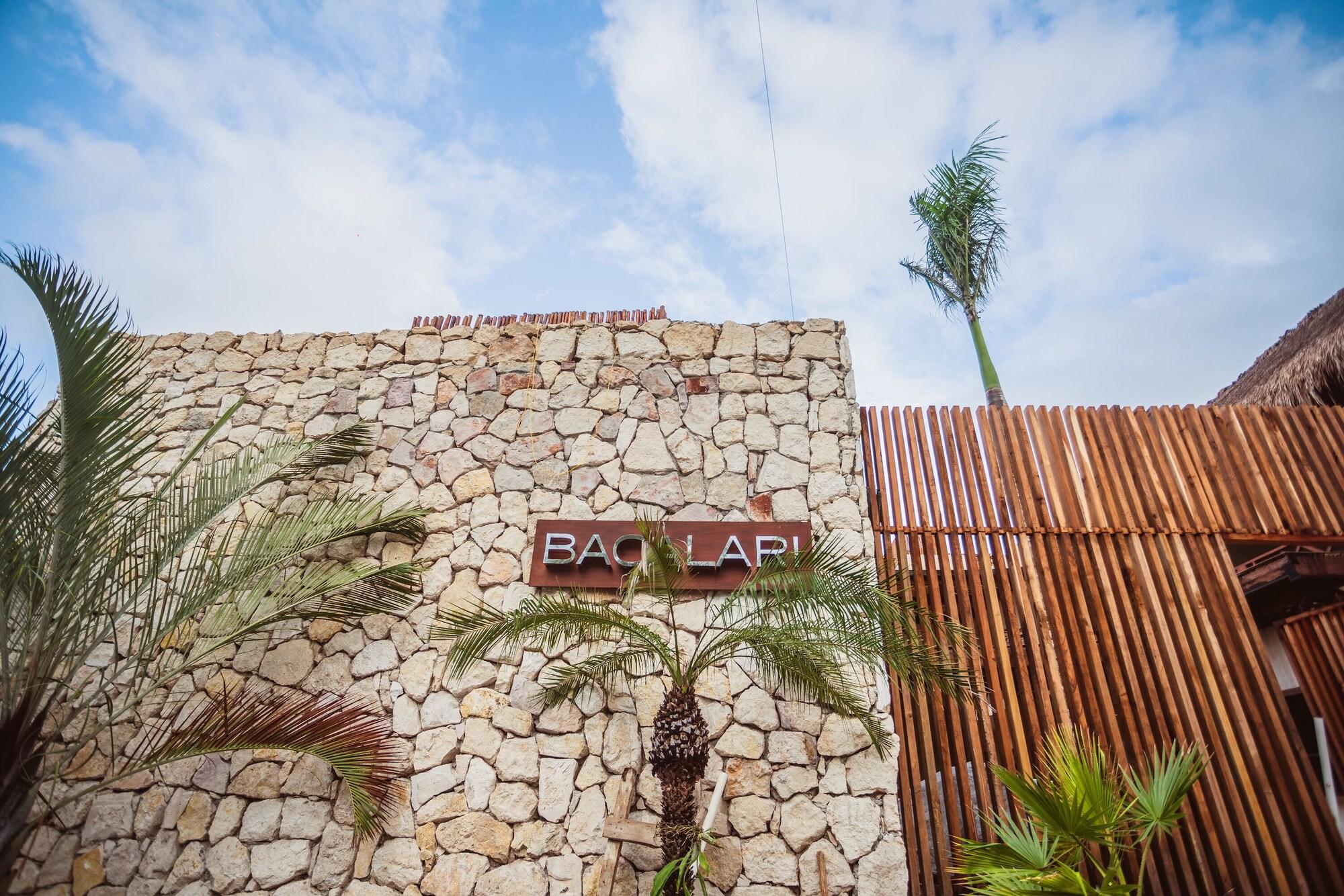 Vista Exterior Bacalari - Adults only