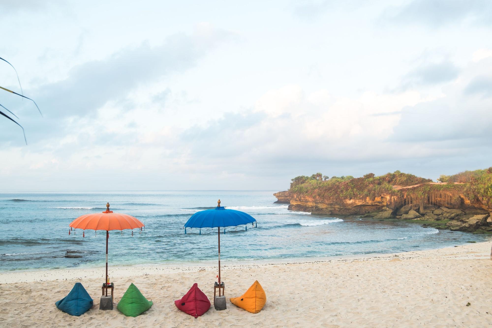 Playa D'Byas Beach Club and Villa