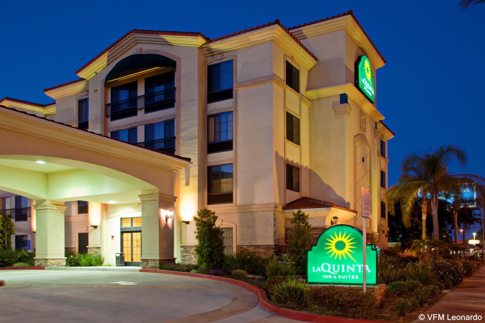 Vista Exterior La Quinta Inn & Suites by Wyndham NE Long Beach/Cypress