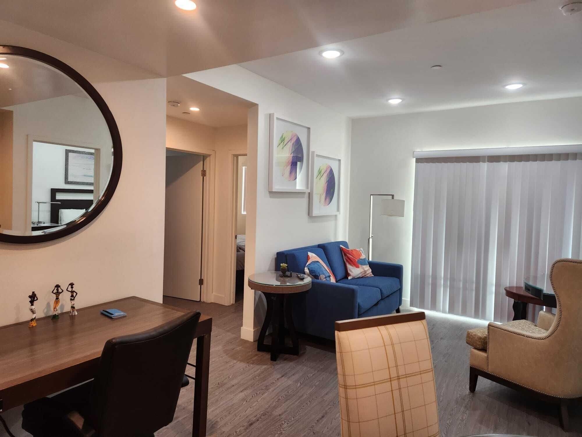 Varios Urban Chic Apart-Hotels in Central LA