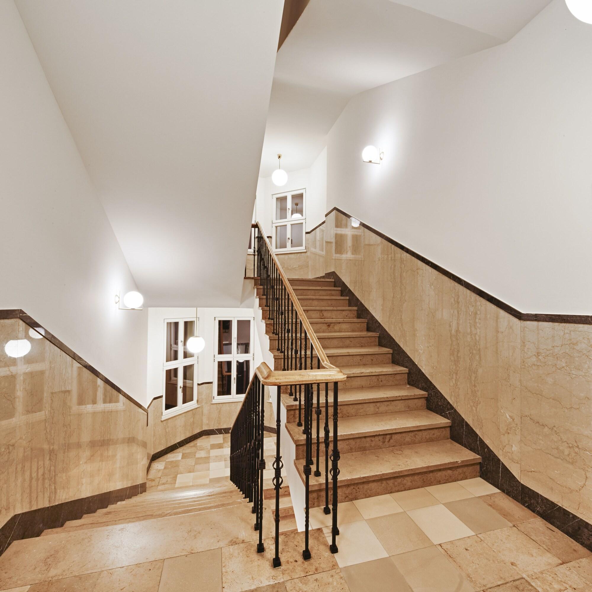 Vista Lobby Melter Hotel & Apartments