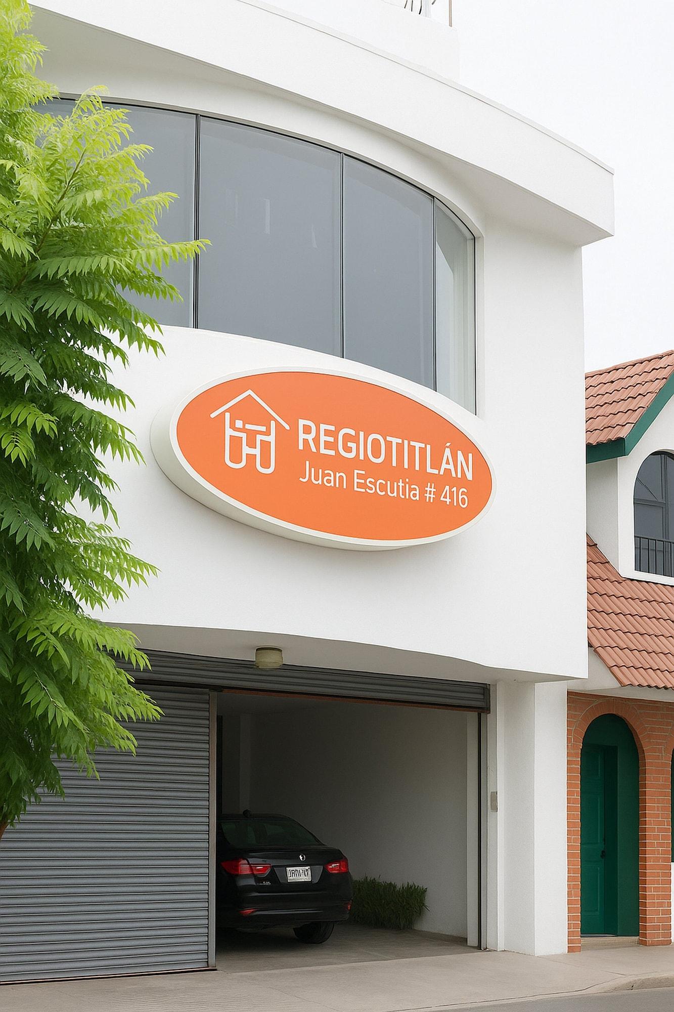 Vista Exterior REGIOTITLAN