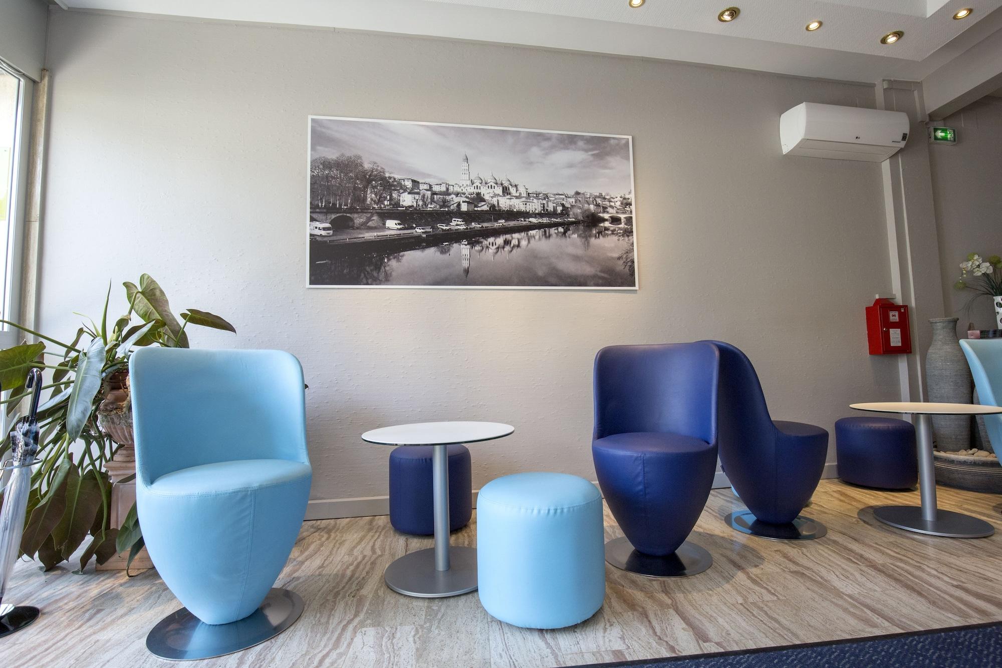 Vista Lobby Citotel Bristol Hotel