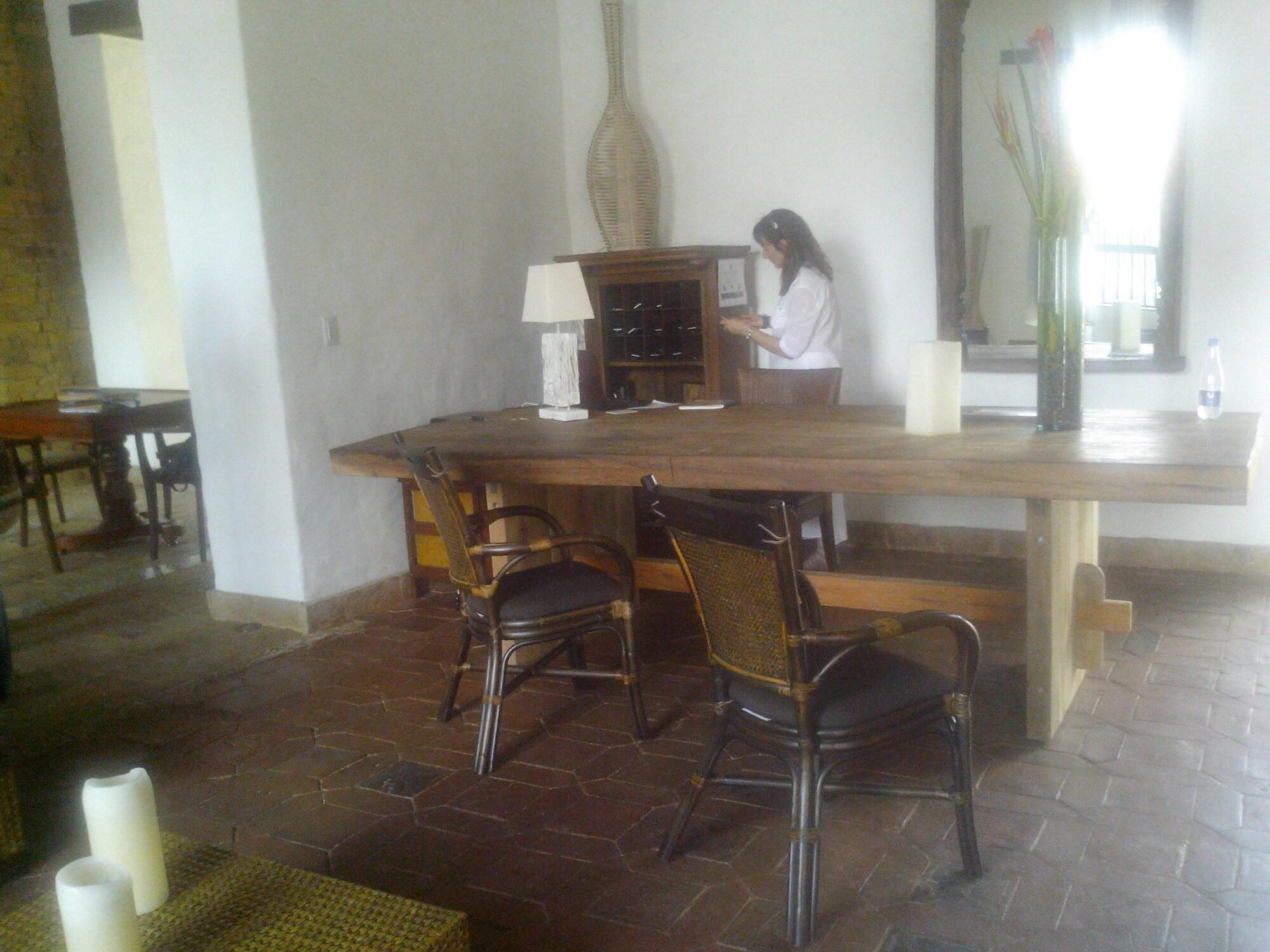 Vista Lobby Lombok Hotel Spa