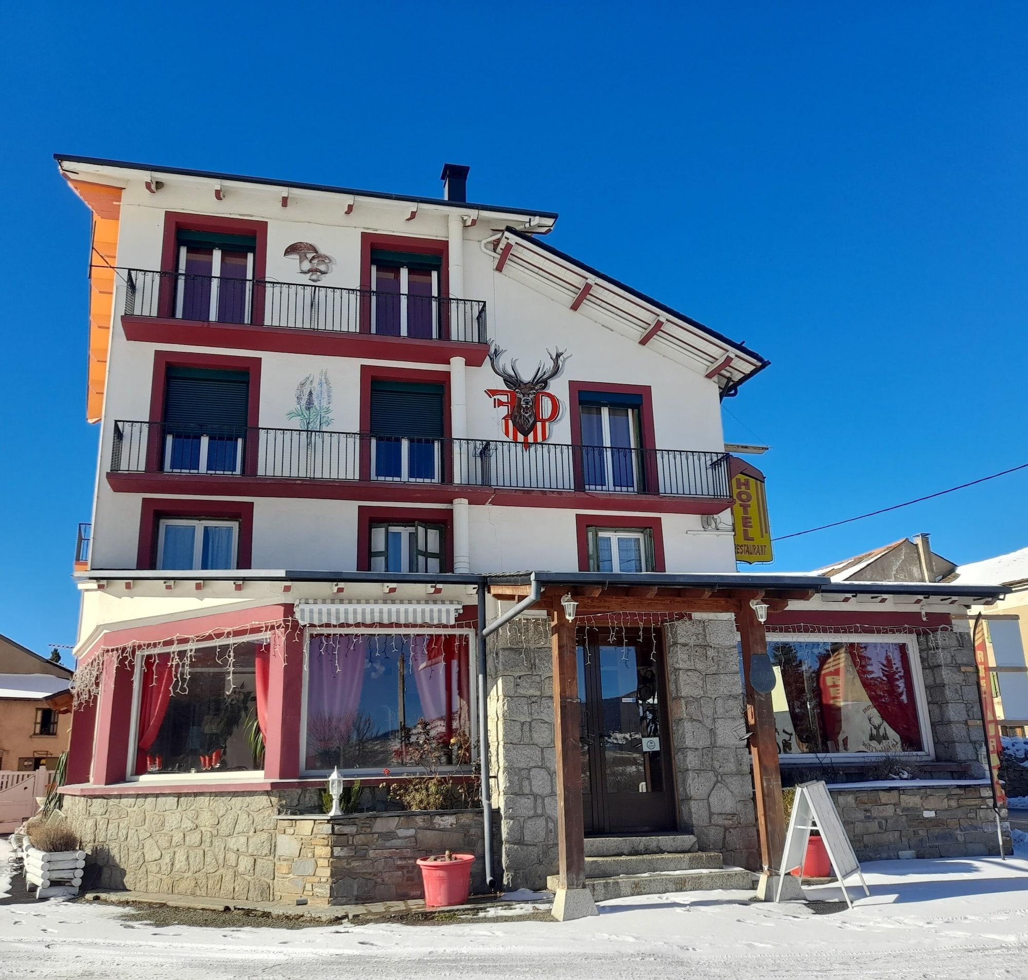 Varios Hôtel Le Catalan