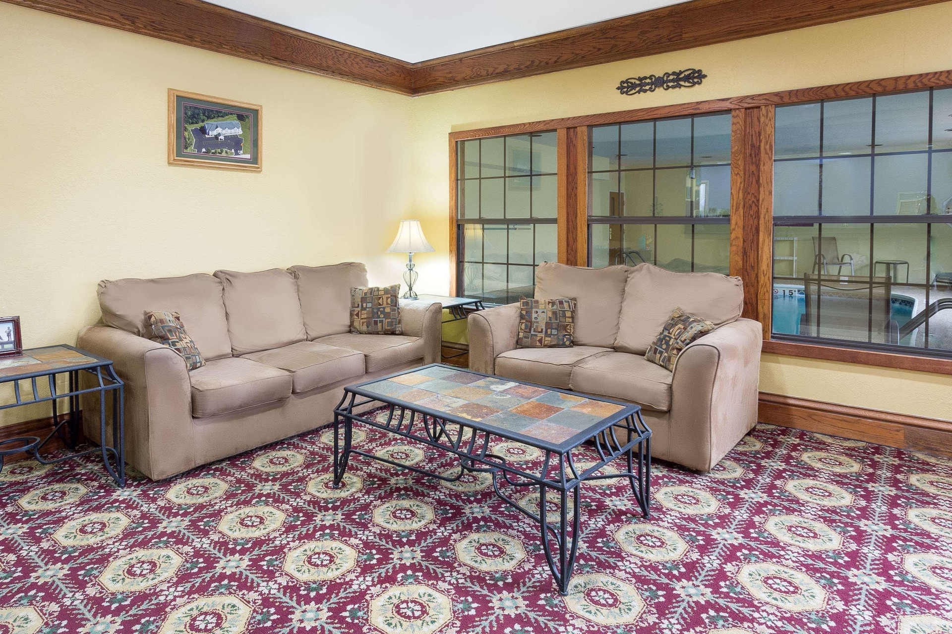 Vista Lobby Super 8 by Wyndham Freeport