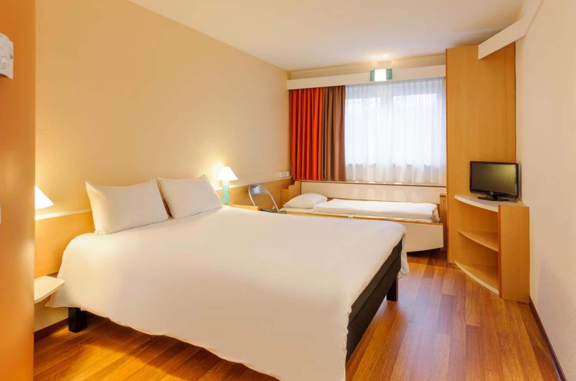 Set de Habitación ibis Berlin Dreilinden