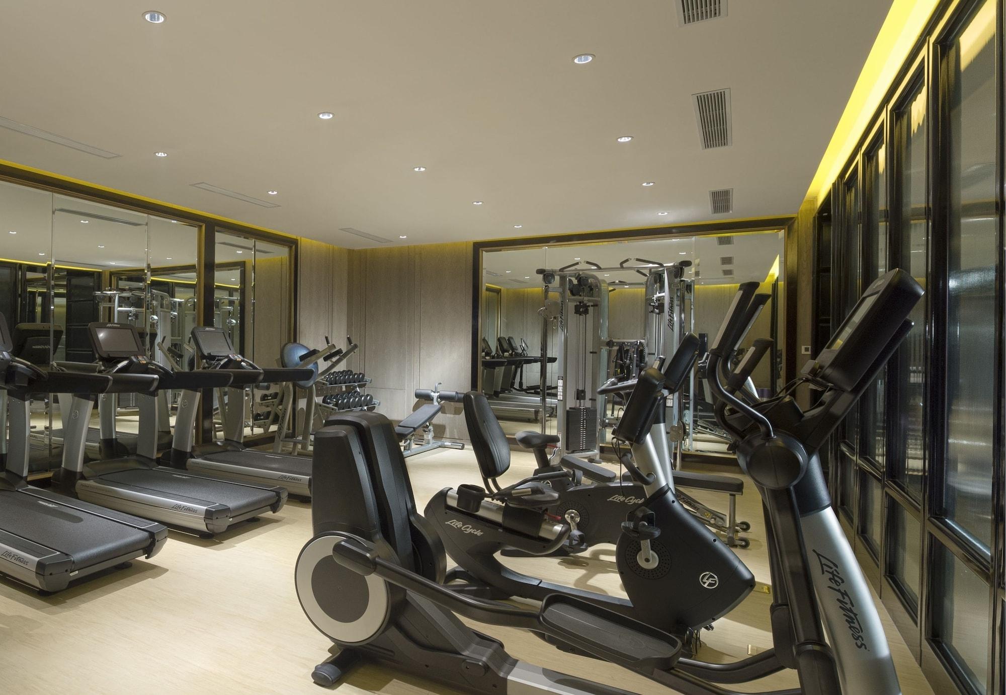 Gimnasio Waldorf Astoria Beijing