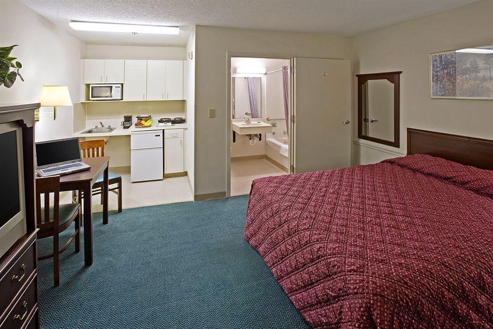 Habitación HomeTowne Studios by Red Roof Spartanburg - Asheville Highway