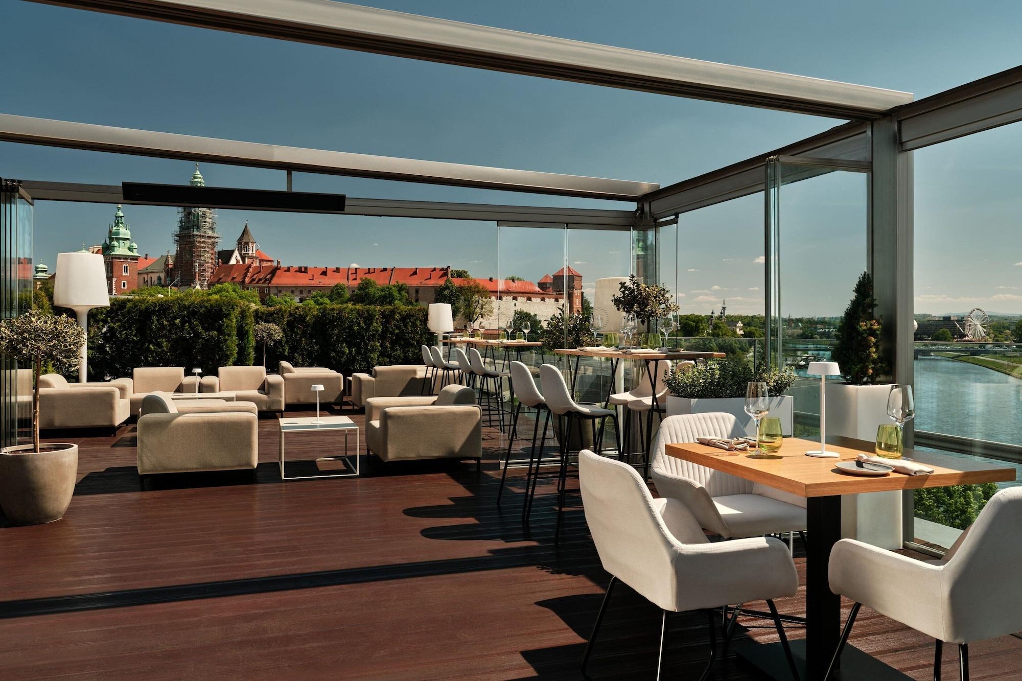 Vista Exterior Sheraton Grand Krakow