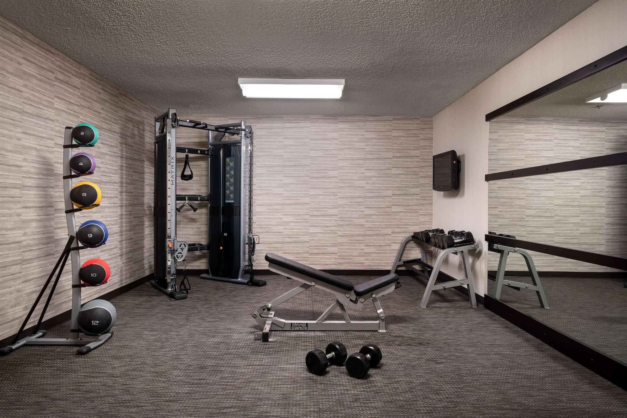 Gimnasio Sonesta Select Charlotte University Research Park