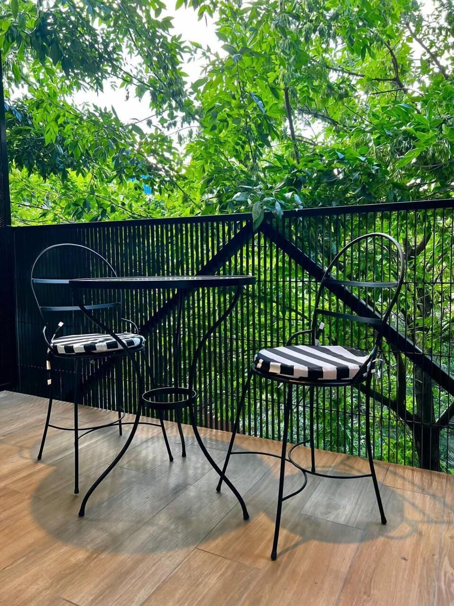Vista Exterior Antezana Bh Rentals