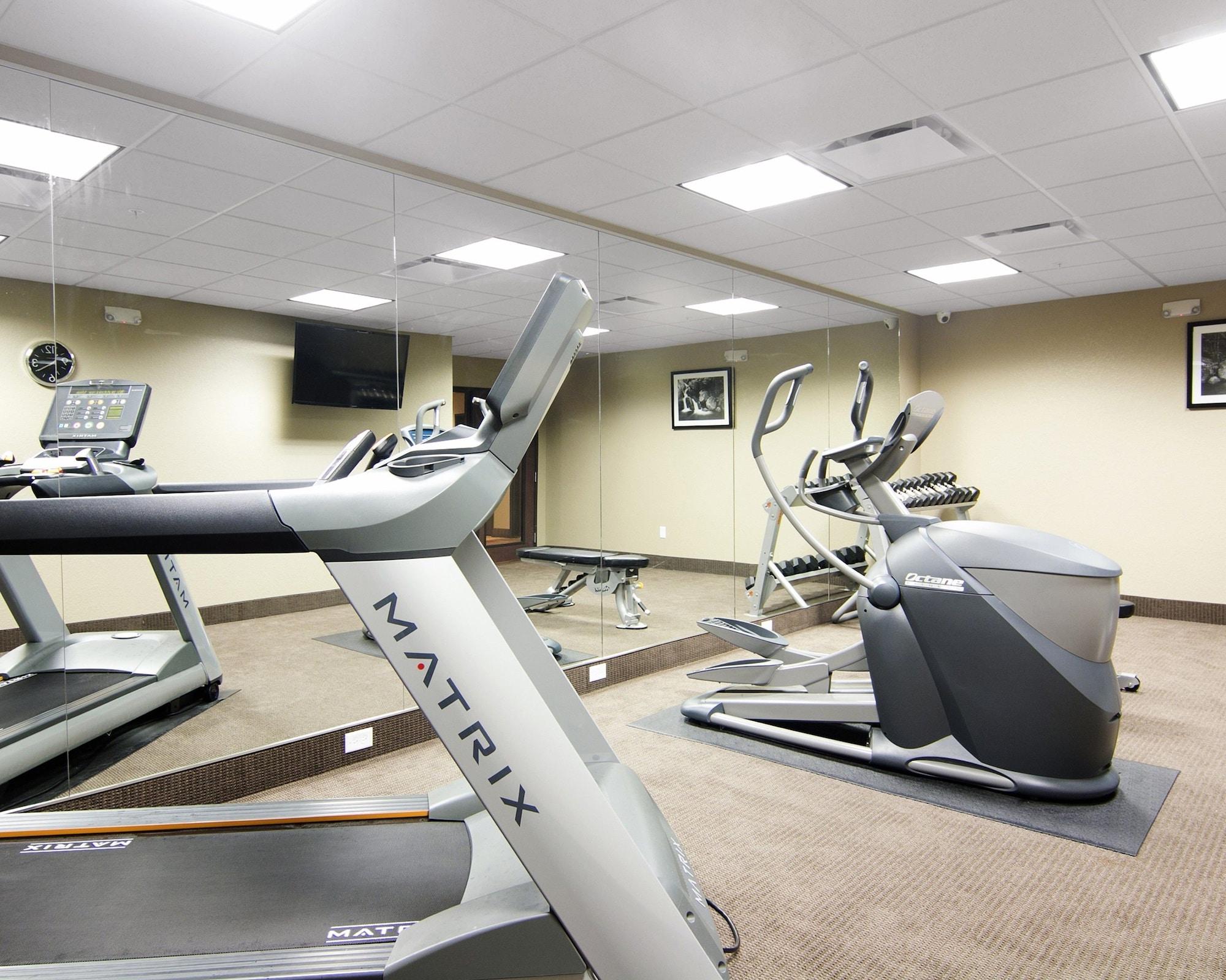 Gimnasio Sleep Inn & Suites Ames near ISU Campus