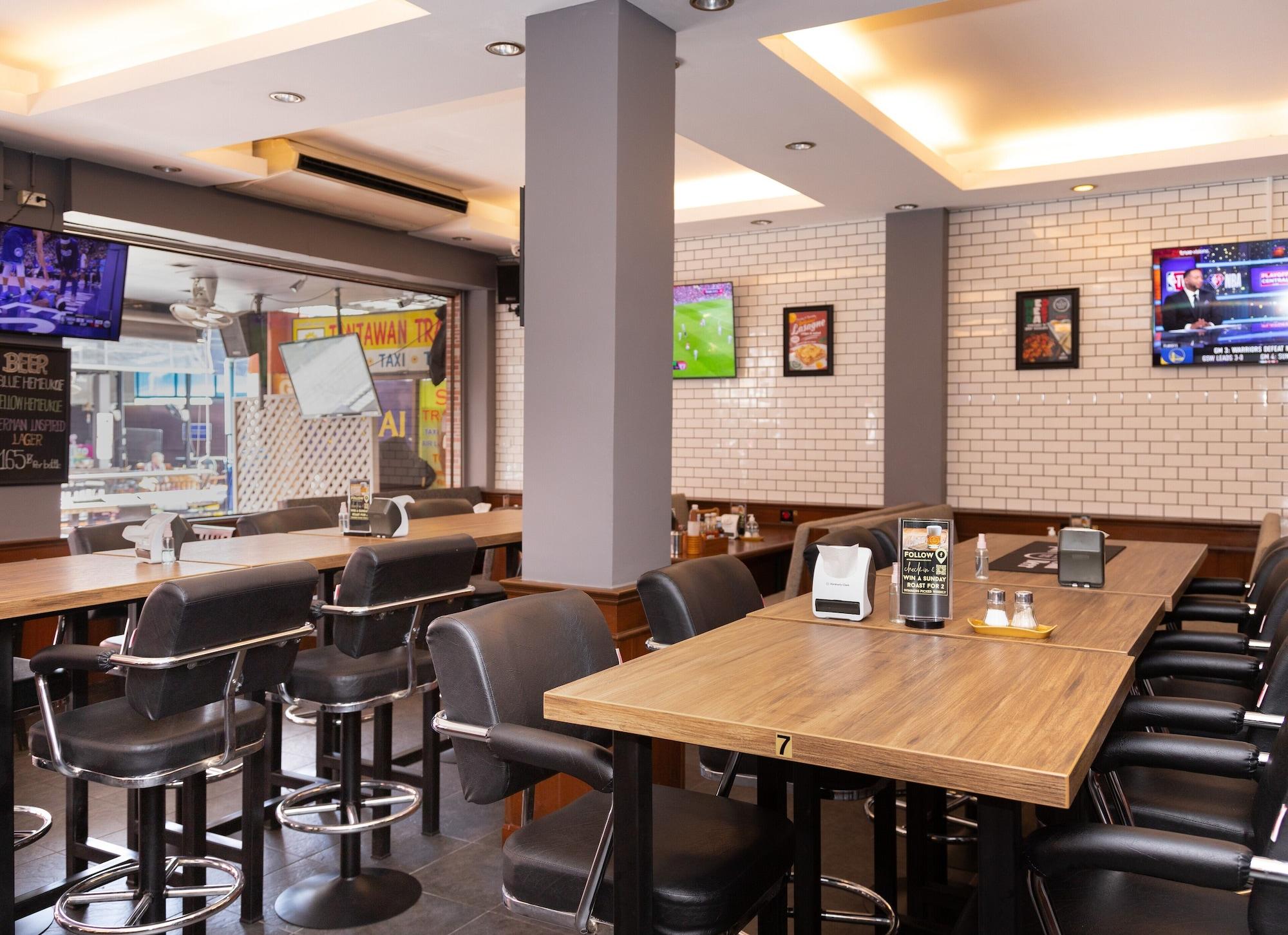 Restaurant Robin’s Nest Guesthouse & Restaurant