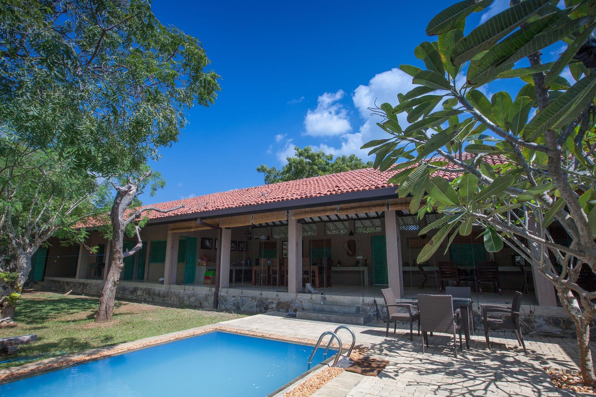 Varios Yala Villa