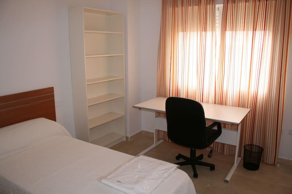 Habitación Residencia Universitaria Alfil