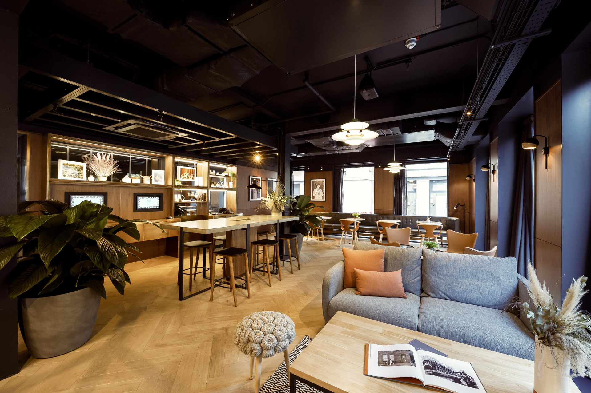 Vista Lobby Wilde Aparthotels, London, Aldgate Tower Bridge