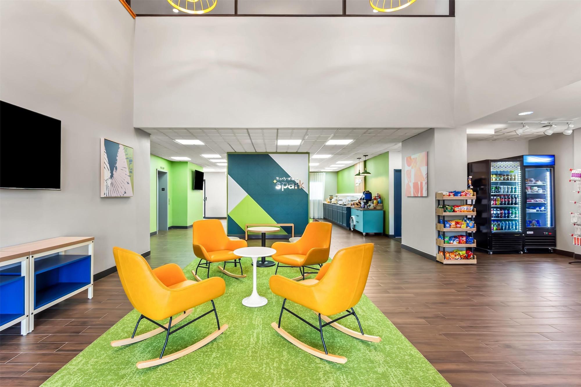Vista Lobby Spark by Hilton Oak Forest