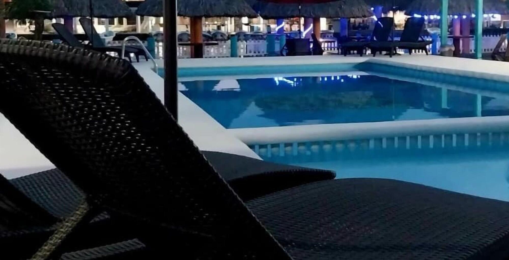 Comodidades del Alojamiento hotel la cueva del pirata
