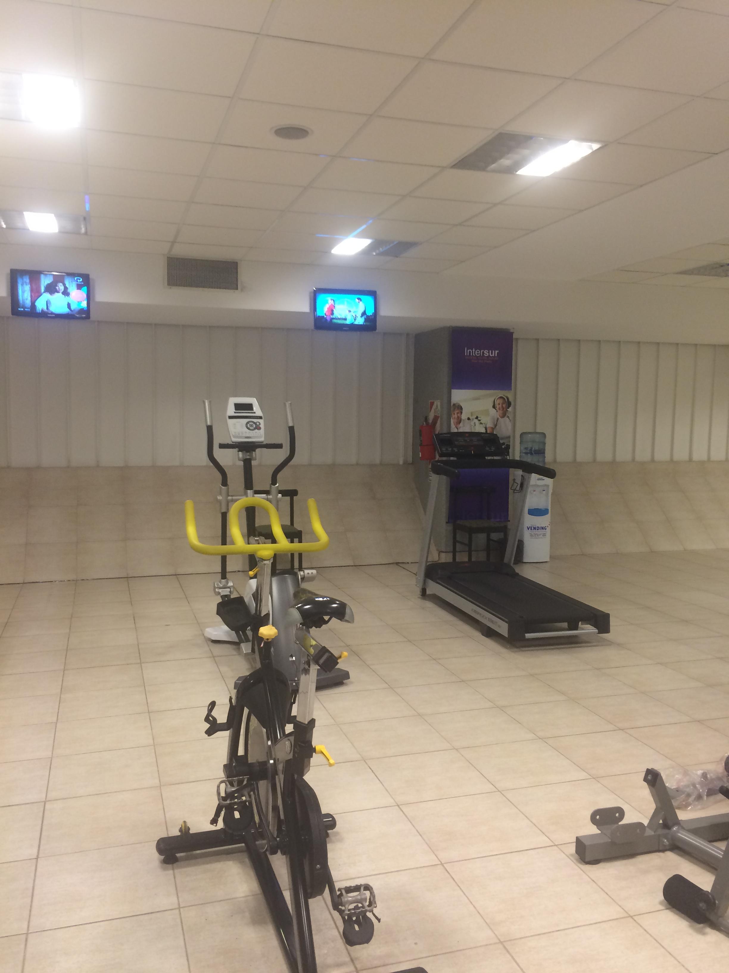 Gimnasio Intersur Hotel 13 de Julio
