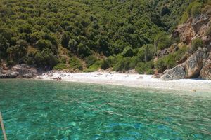 Actividad - Crucero diario a Ítaca desde Sami con paradas para nadar y snacks