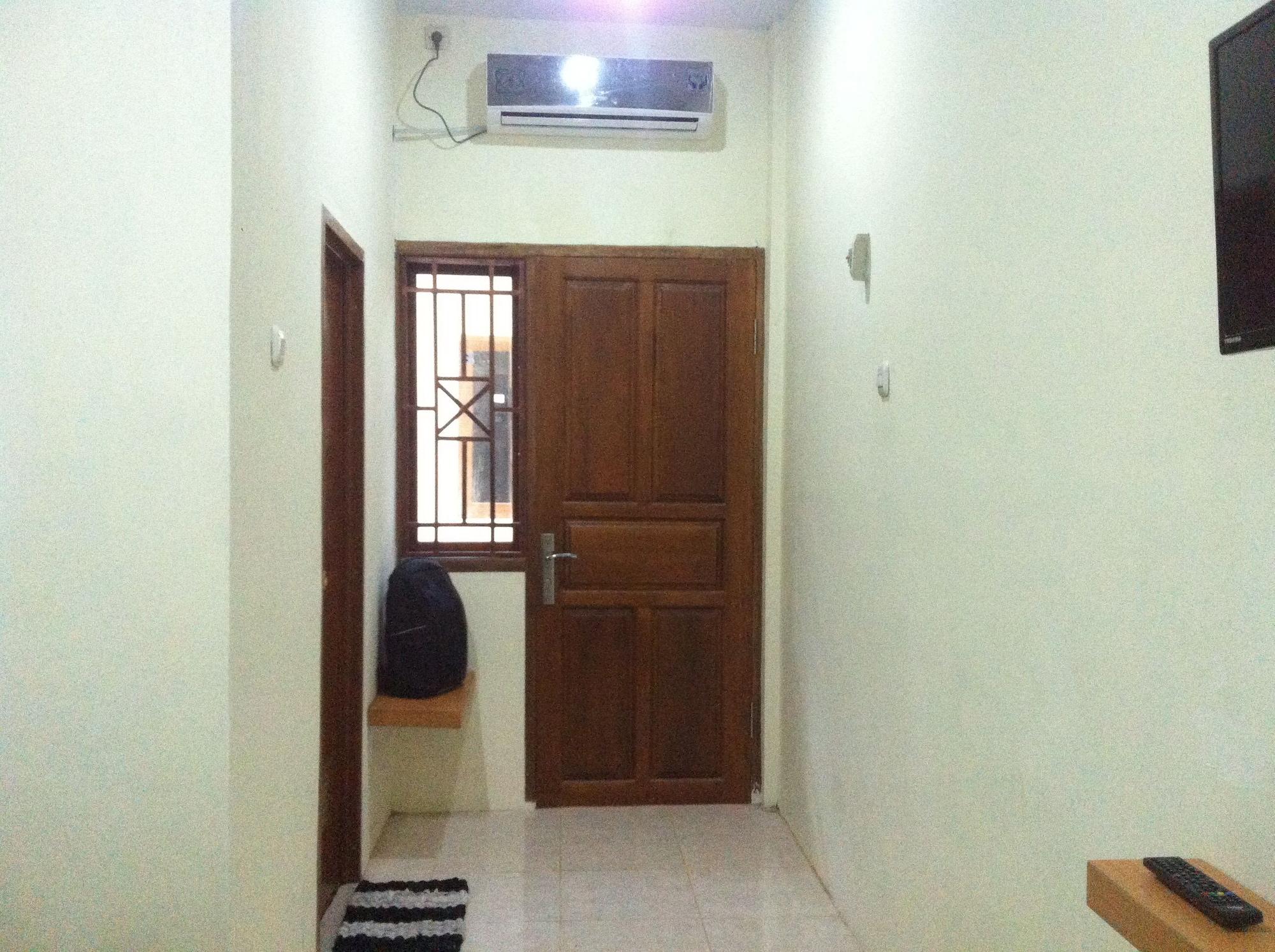 Set de Habitación Living Peace House