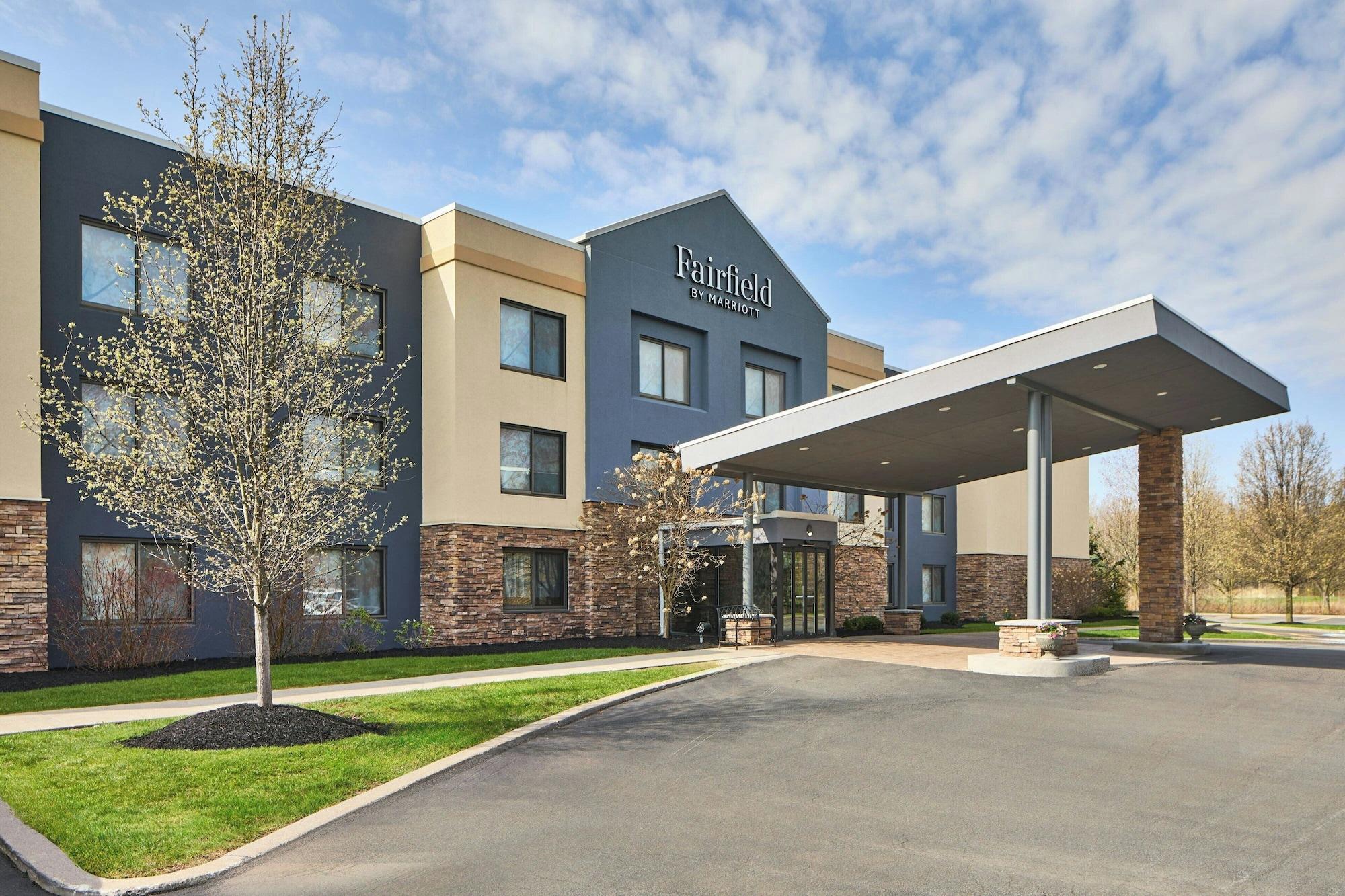 Vista Exterior Fairfield Inn by Marriott Rochester East