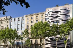 Alojamiento - Suites Avenue