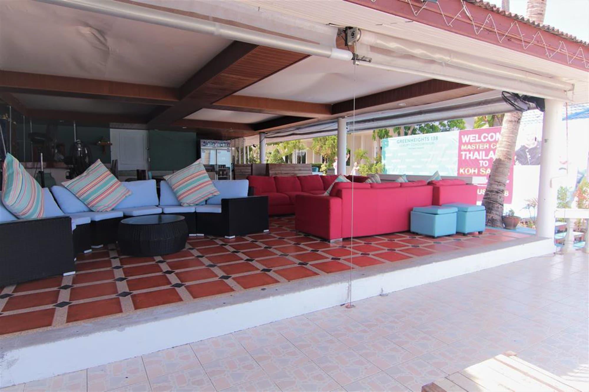 Bar/Salón Bangrak Pier Resort