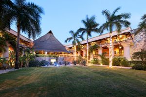 Alojamiento - Eurostars Hacienda Vista Real Hotel