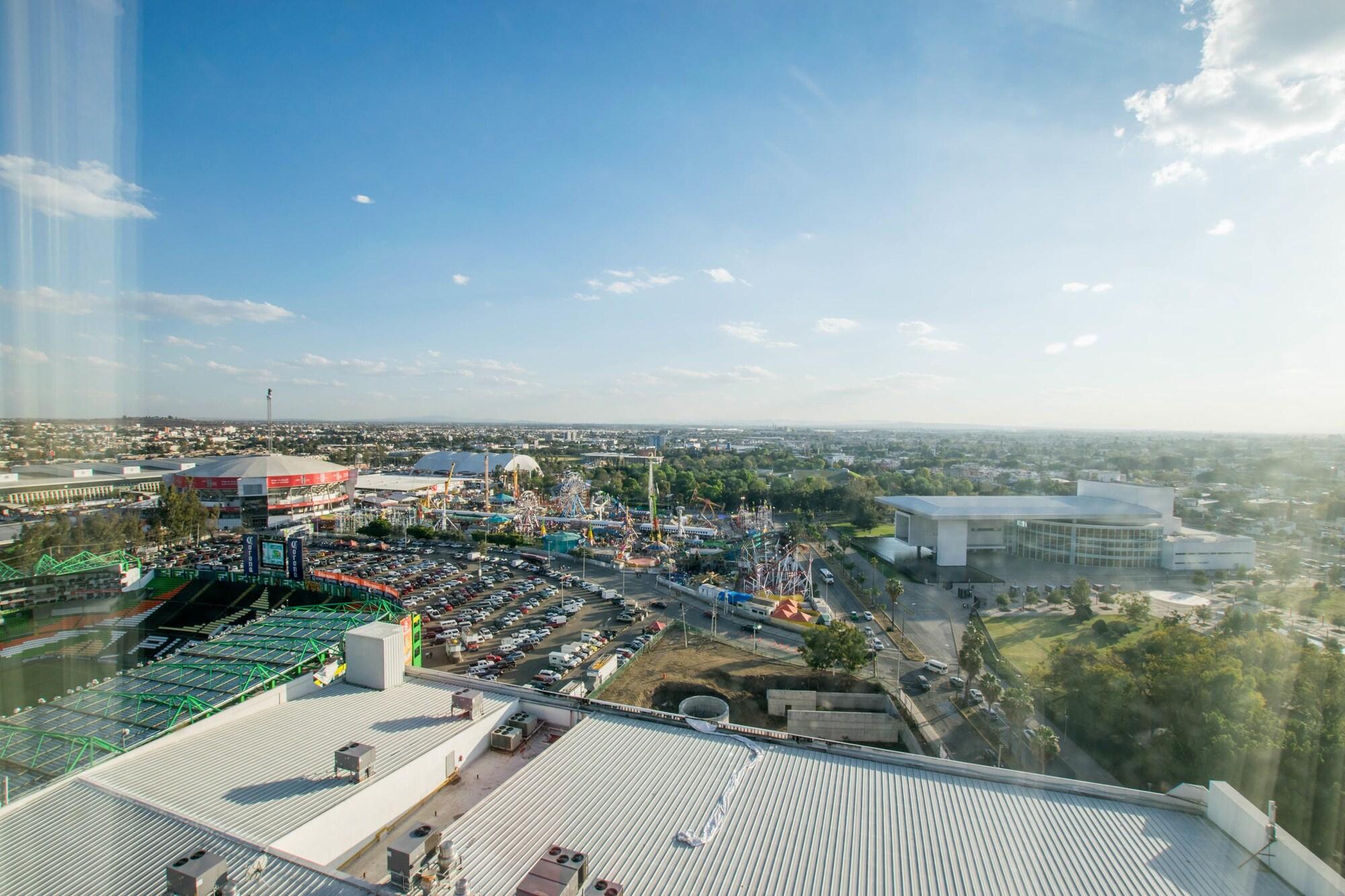 Vista Exterior Hotel Plaza Stadium
