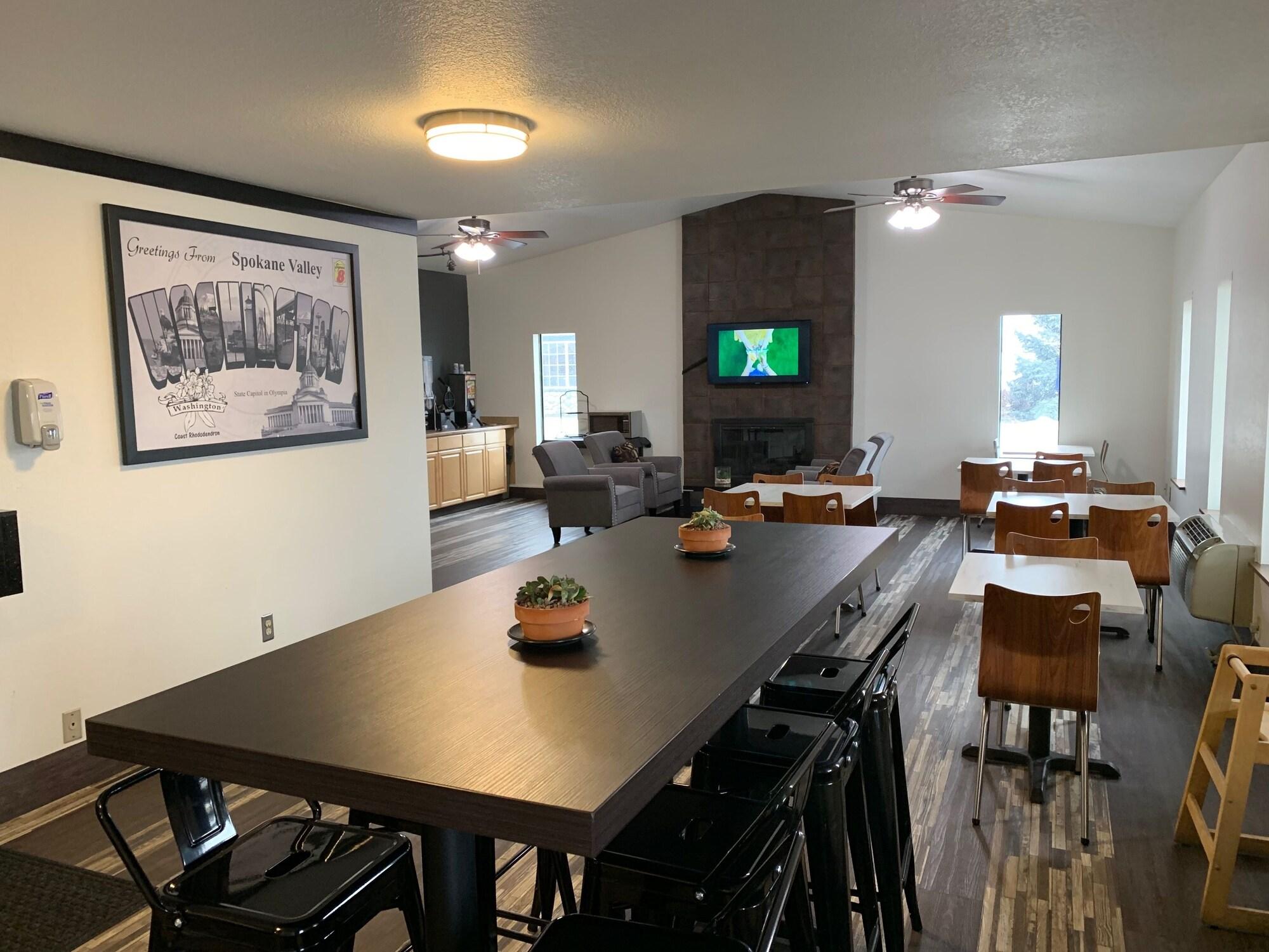 Restaurant Super 8 by Wyndham Spokane Valley