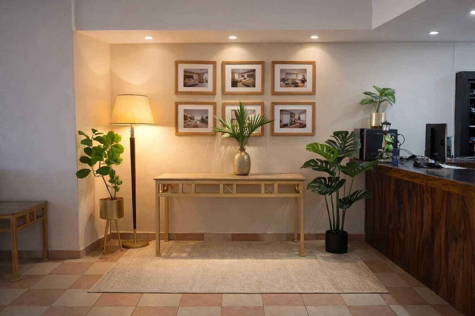 Vista Lobby Hotel Zona Dorada