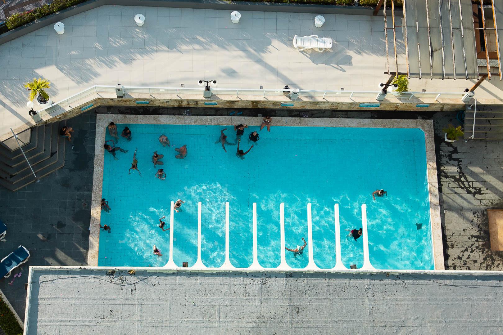 Vista Piscina Rede Andrade Barra