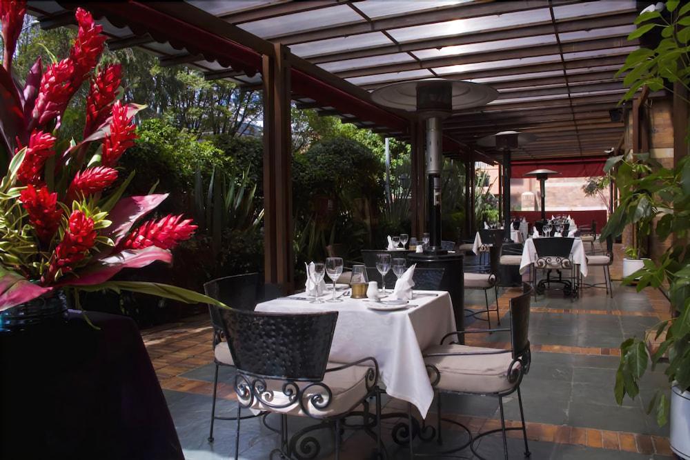 Restaurant 101 Park House