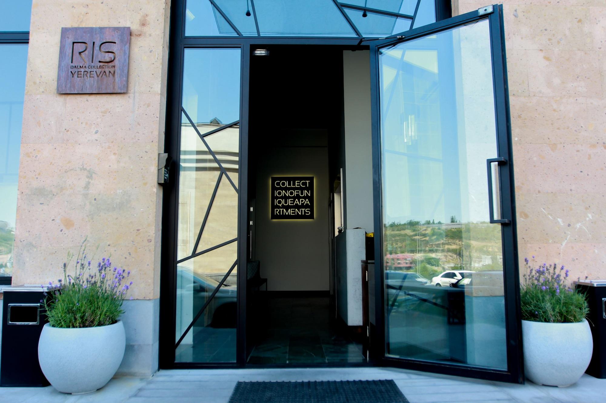 Vista Exterior RIS Dalma Collection Yerevan