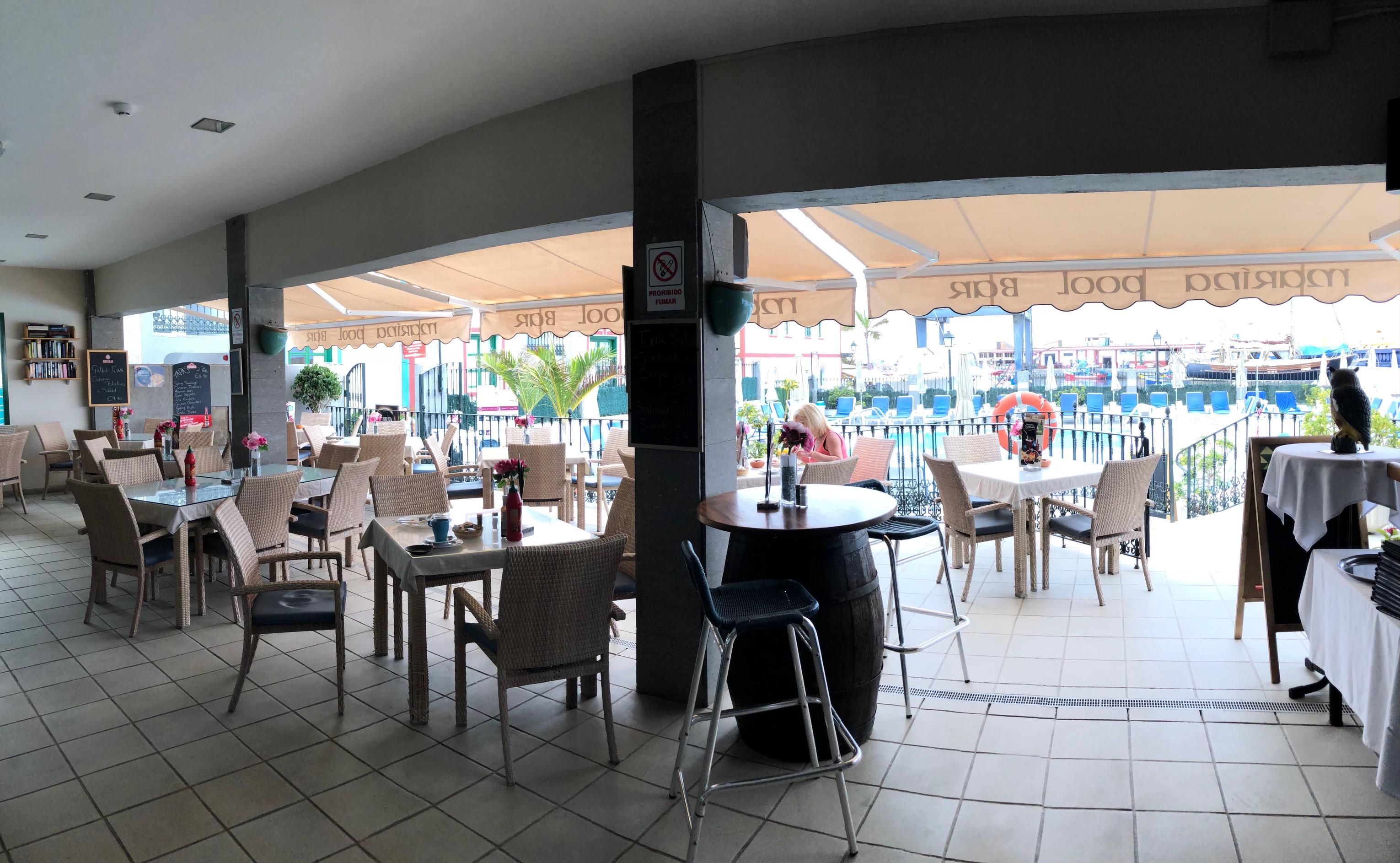 Restaurant Billy's Puerto de Mogán Apartments by LIVVO