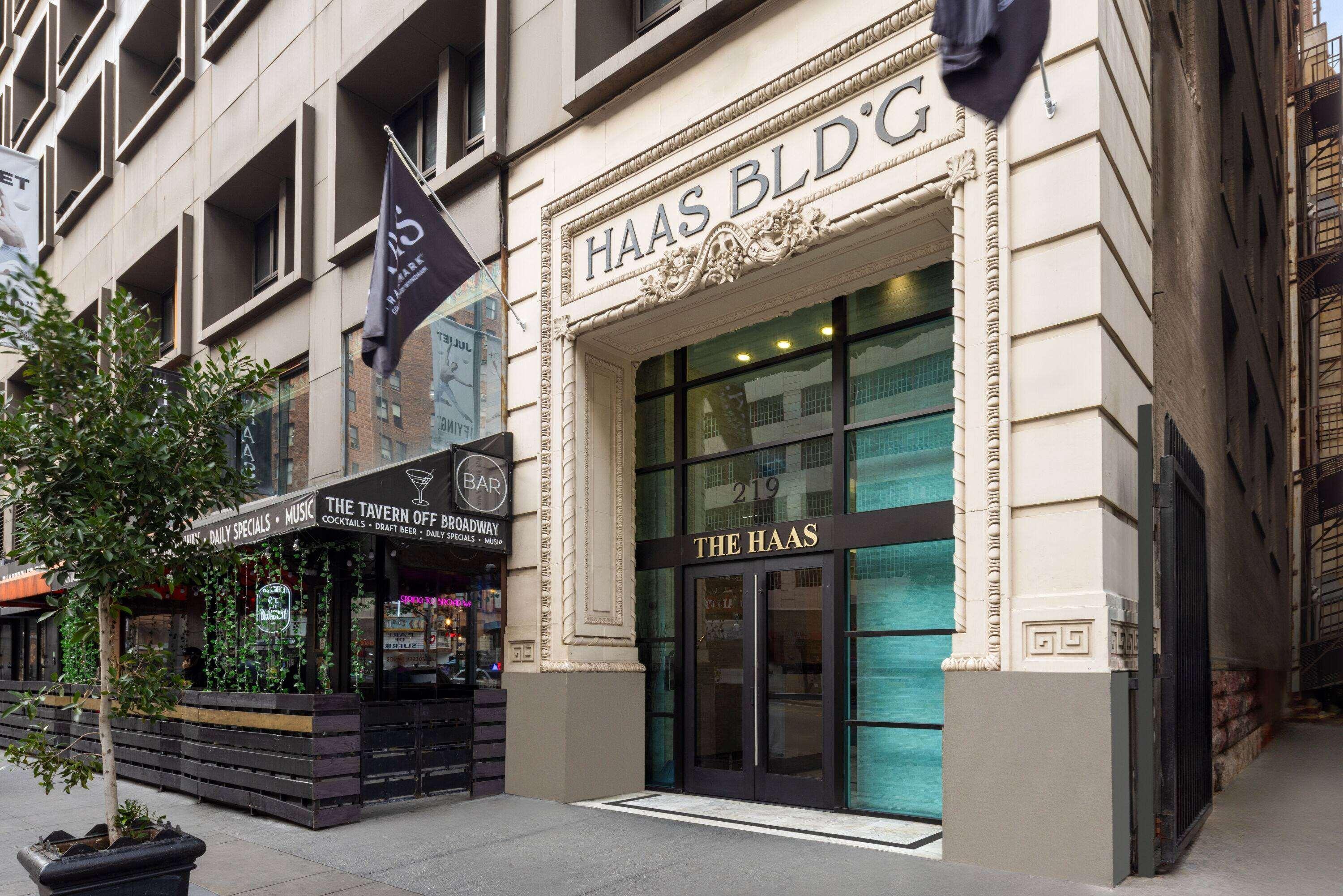 Vista Exterior The Haas, Trademark Collection by Wyndham